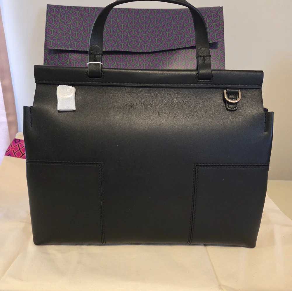 Tory Burch Block-T-Satchel - Picture 2 of 9